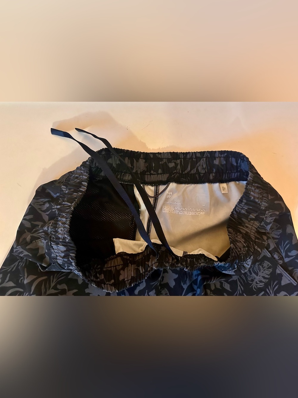 🖤 all in motion - Women’s Black Tropical Print Athletic Shorts - Size: M - Picture 9 of 9